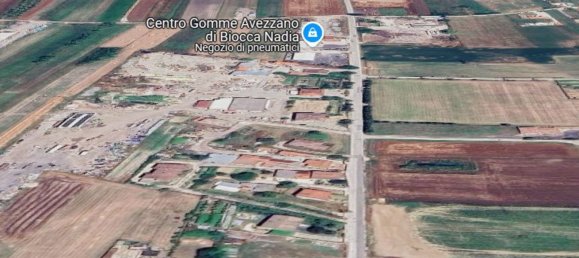 7 rooms Apartment in Avezzano, Italy No. 180696 4