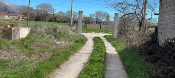 7 rooms Apartment in Avezzano, Italy No. 180696 6