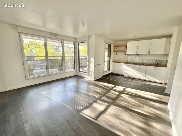 2 bedrooms Apartment in Bagnolet, France No. 312924