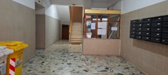 3 rooms Apartment in Naples, Italy No. 14182 5