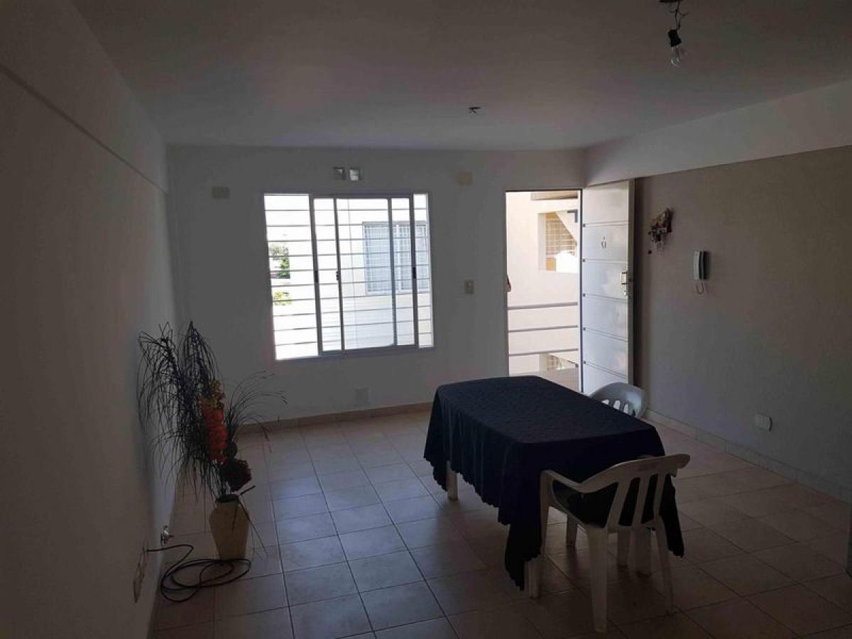 Studio in Moron, Argentina No. 90002