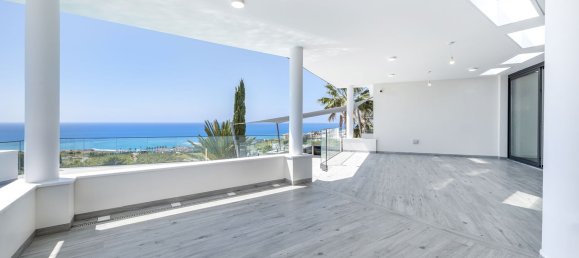 5 bedrooms Villa in Paphos, Cyprus No. 9991 12