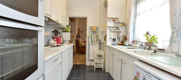 3 bedrooms Commercial property in Leyton, United Kingdom No. 4008 9