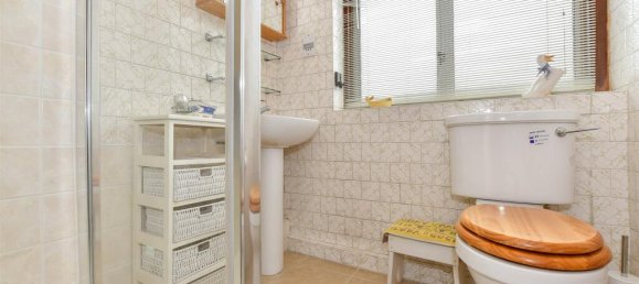 3 bedrooms Commercial property in Leyton, United Kingdom No. 4008 7