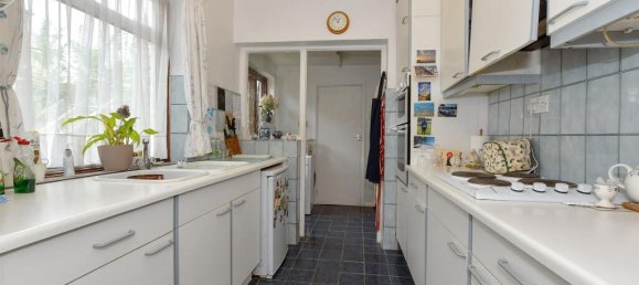 3 bedrooms Commercial property in Leyton, United Kingdom No. 4008 5