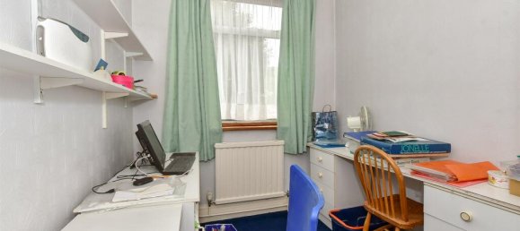 3 bedrooms Commercial property in Leyton, United Kingdom No. 4008 8