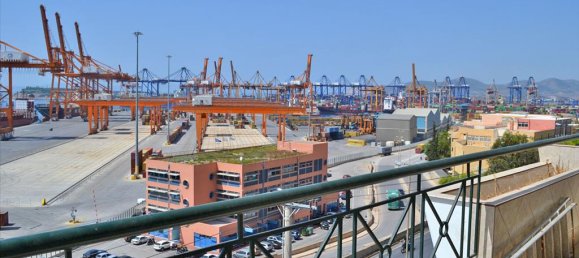 1003m² Property in Perama, Greece No. 7120 5