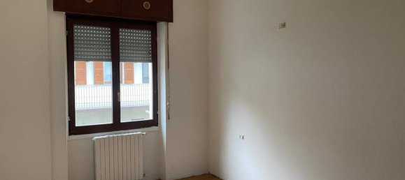 2 rooms Apartment in Seveso, Italy No. 28994 6