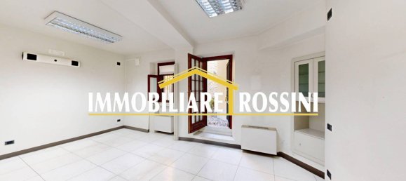 3 rooms Office in Bodio Lomnago, Italy No. 16311 22