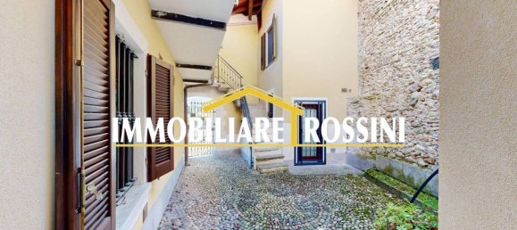 3 rooms Office in Bodio Lomnago, Italy No. 16311 28