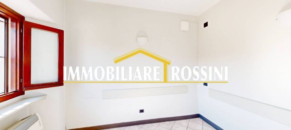 3 rooms Office in Bodio Lomnago, Italy No. 16311 10