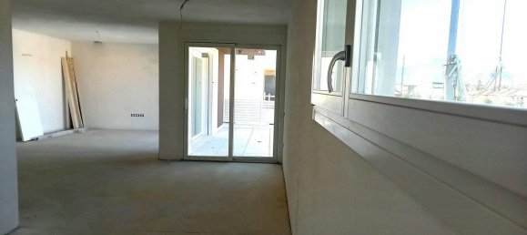 4 rooms Penthouse in Montegrotto Terme, Italy No. 40309 3