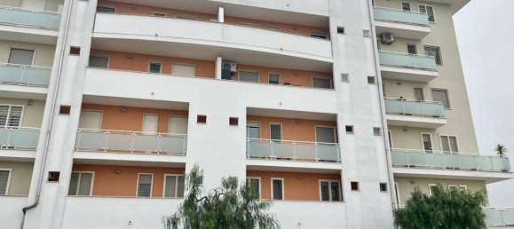 Apartamento de 3 divisões em Bitetto, Italy N.º 31197 16