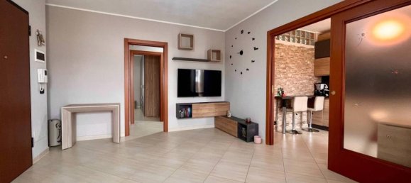 Apartamento de 3 divisões em Bitetto, Italy N.º 31197 2