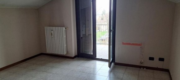 3غرفة منزل ذو طابقين في Muggiò, Italy رقم 182461 24