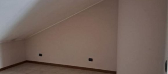 3غرفة منزل ذو طابقين في Muggiò, Italy رقم 182461 26