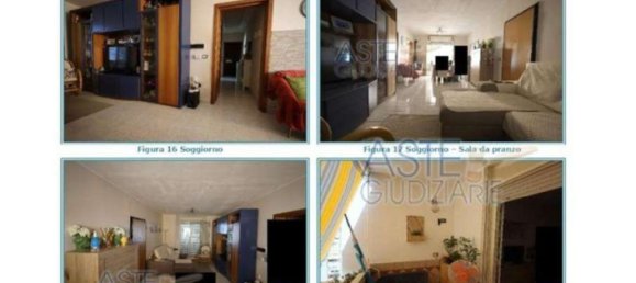 5 rooms Apartment in Naples, Italy No. 14150 9