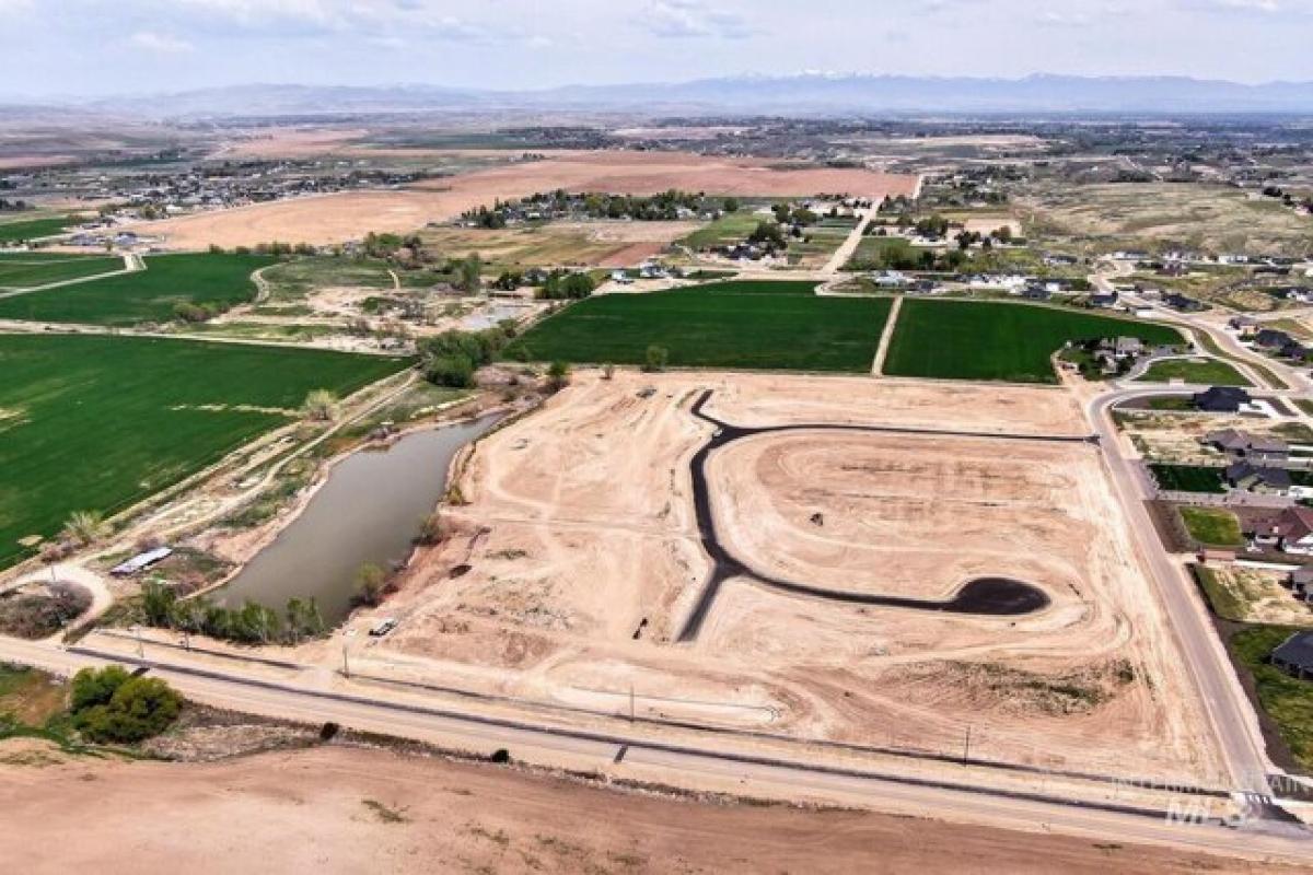  Land in Middleton, USA No. 539991