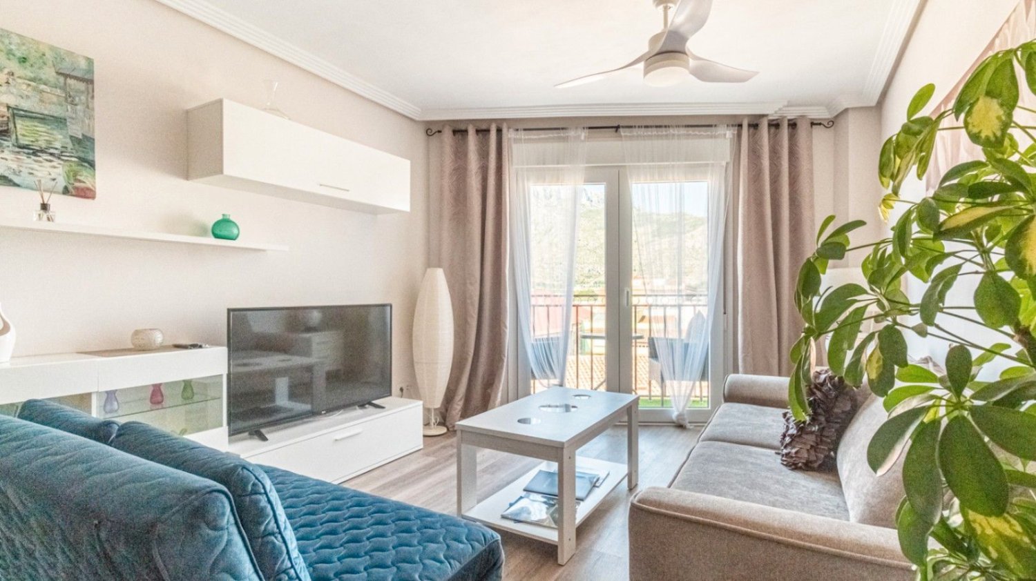 2 bedrooms Apartment in Alicante, Spain No. 166458