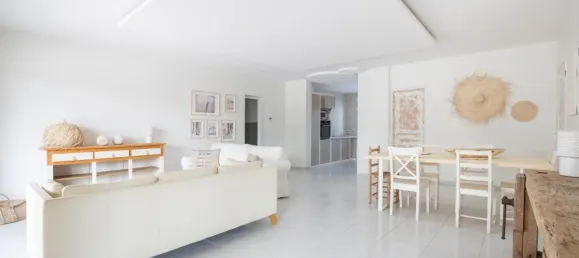 5 bedrooms Villa in Uzes, France No. 350027 4