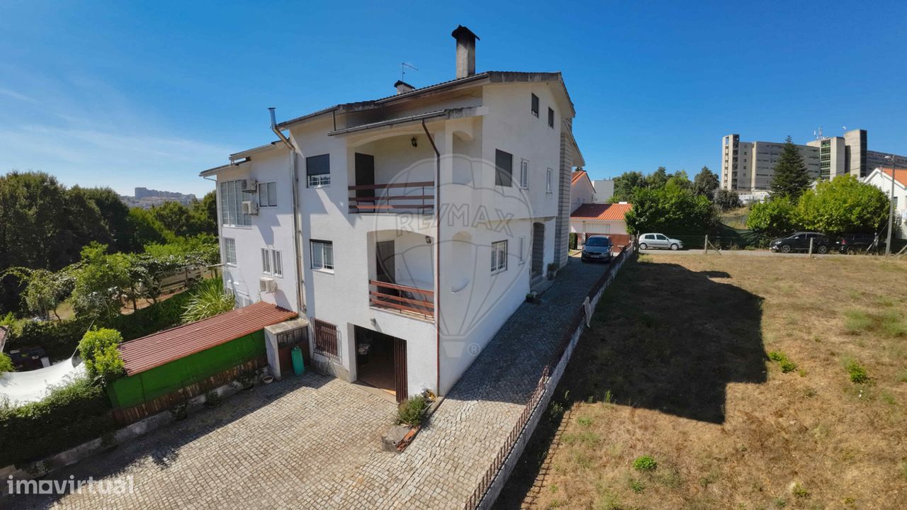 4 Schlafzimmer Haus in Lordelo, Portugal, Nr. 22983