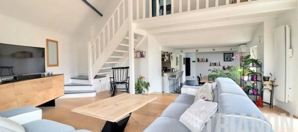 Casa de 3 dormitorios en Les Alluets-le-Roi, France No. 351656 3