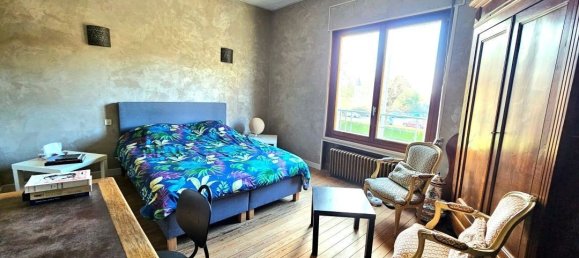 Таунхаус с 4 спальнями в Сен-Сольв, Франция № 77832 12