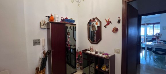 4 bedrooms Apartment in Aprilia, Italy No. 332286 11