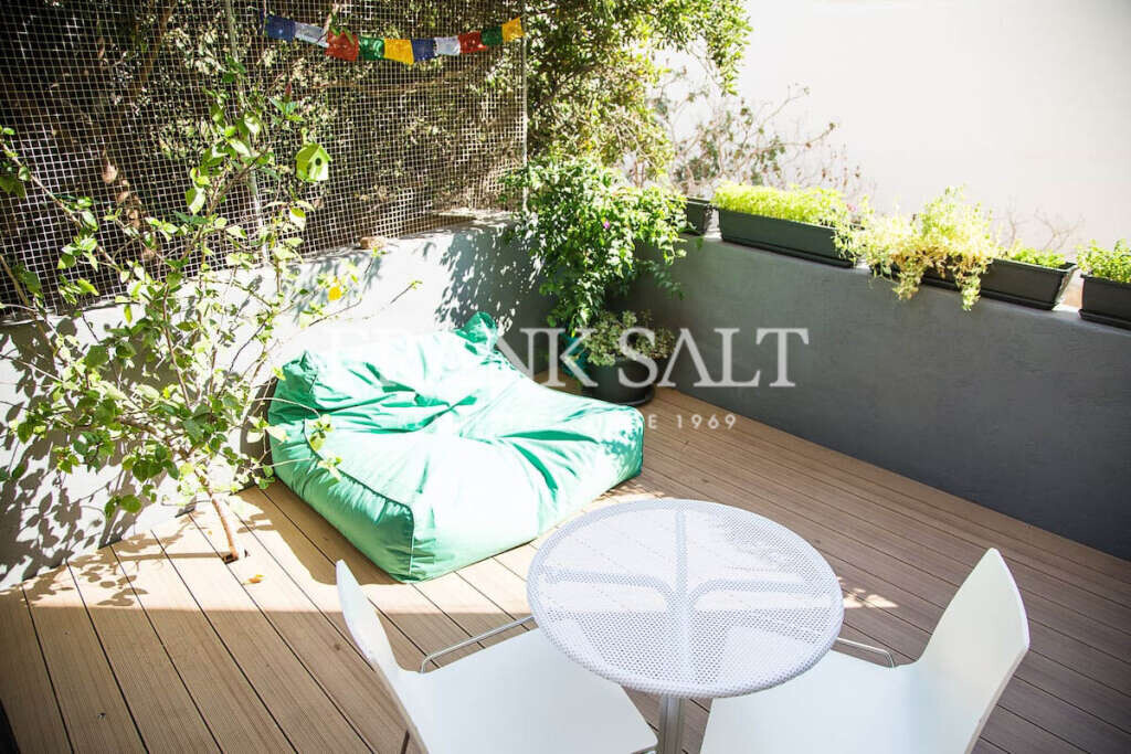 Apartamento T2 em Swieqi, Malta N.º 7097