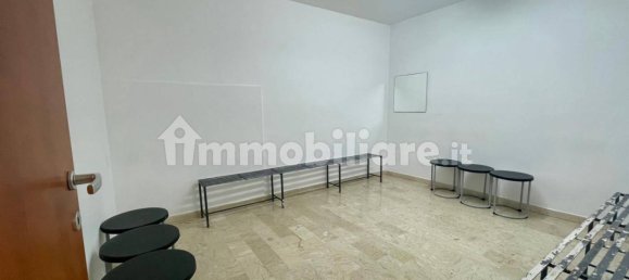 5-Zimmer Gewerbliche Immobilie in Naples, Italy, Nr. 33717 18