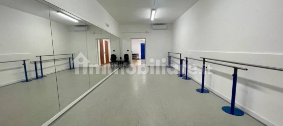 5-Zimmer Gewerbliche Immobilie in Naples, Italy, Nr. 33717 25