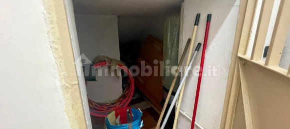 5-Zimmer Gewerbliche Immobilie in Naples, Italy, Nr. 33717 28