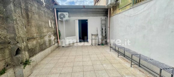 5-Zimmer Gewerbliche Immobilie in Naples, Italy, Nr. 33717 30