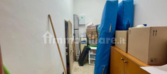 5-Zimmer Gewerbliche Immobilie in Naples, Italy, Nr. 33717 27