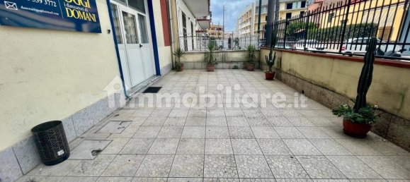 5-Zimmer Gewerbliche Immobilie in Naples, Italy, Nr. 33717 32