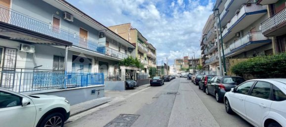 5-Zimmer Gewerbliche Immobilie in Naples, Italy, Nr. 33717 35