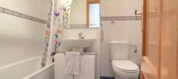 Adosado de 3 dormitorios en Aldeamayor de San Martín, Spain No. 187806 33