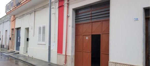 Imóvel comercial em San Donaci, Italy 133 m² N.º 93236 7