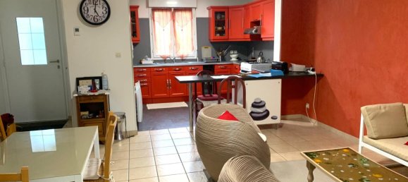 Casa T3 em Saint-Jean-de-la-Ruelle, France N.º 230709 2