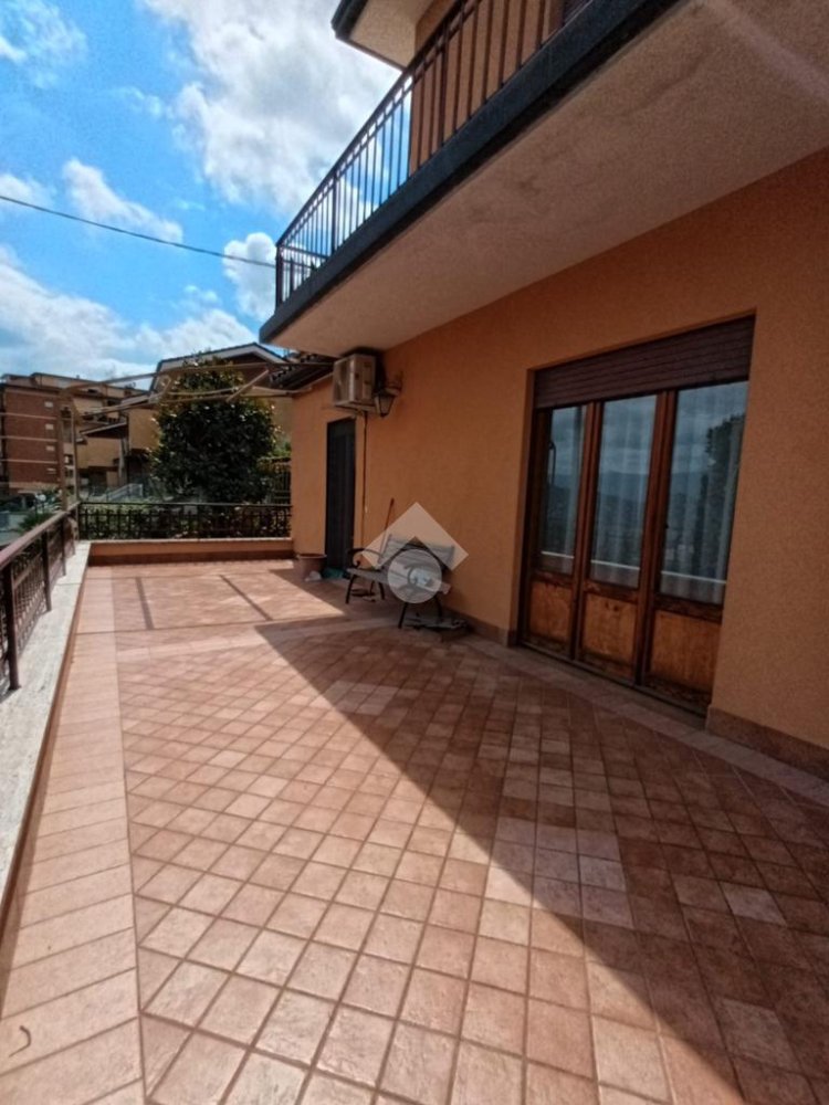 3 غرف نوم شقة في San Vito Romano, Italy رقم 298313