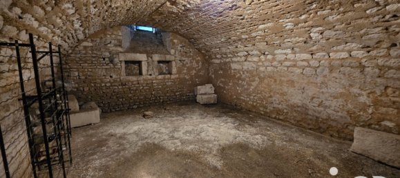 8 bedrooms House in Yonne, France No. 358434 21