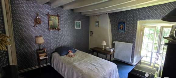 8 bedrooms House in Yonne, France No. 358434 7