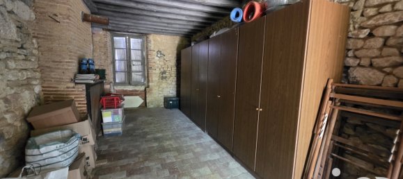 8 bedrooms House in Yonne, France No. 358434 20