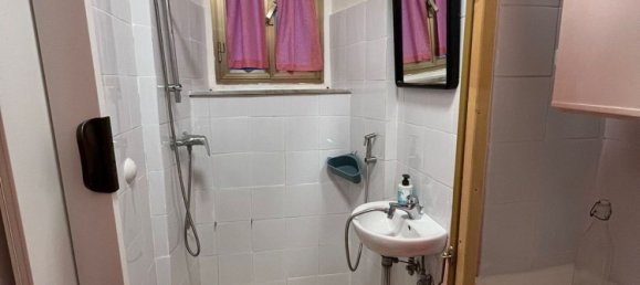 2 rooms Apartment in Carrara, Italy No. 255481 8