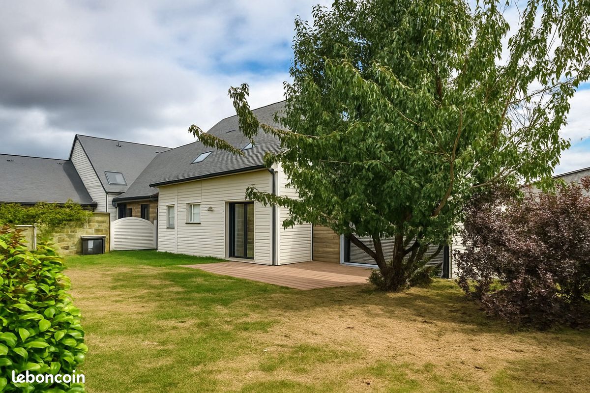 Casa de 4 dormitorios en Calvados, France No. 353107