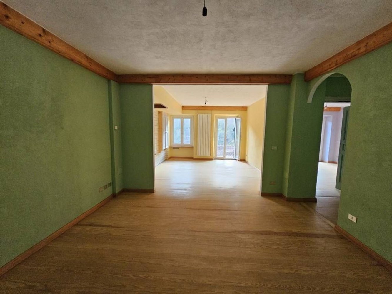 4غرفة شقة في Valdilana, Italy رقم 211213