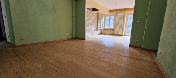 4غرفة شقة في Valdilana, Italy رقم 211213 2