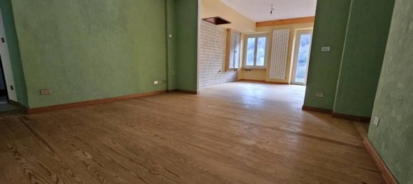 4غرفة شقة في Valdilana, Italy رقم 211213 4