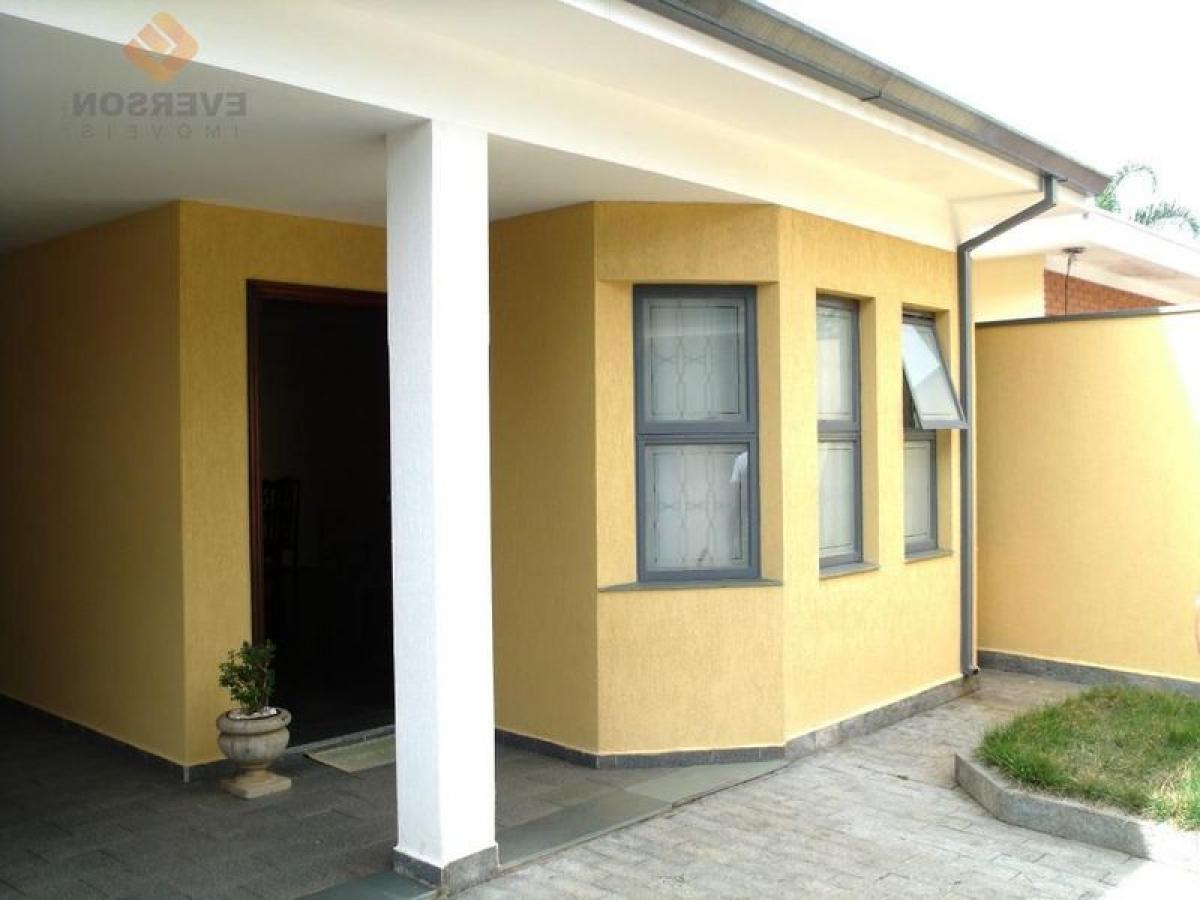 Дом с 3 спальнями в Сан-Паулу, Бразилия № 460349