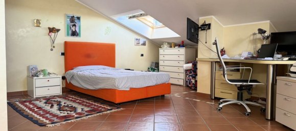 Дуплекс с 4 спальнями в Римини, Италия № 327837 24